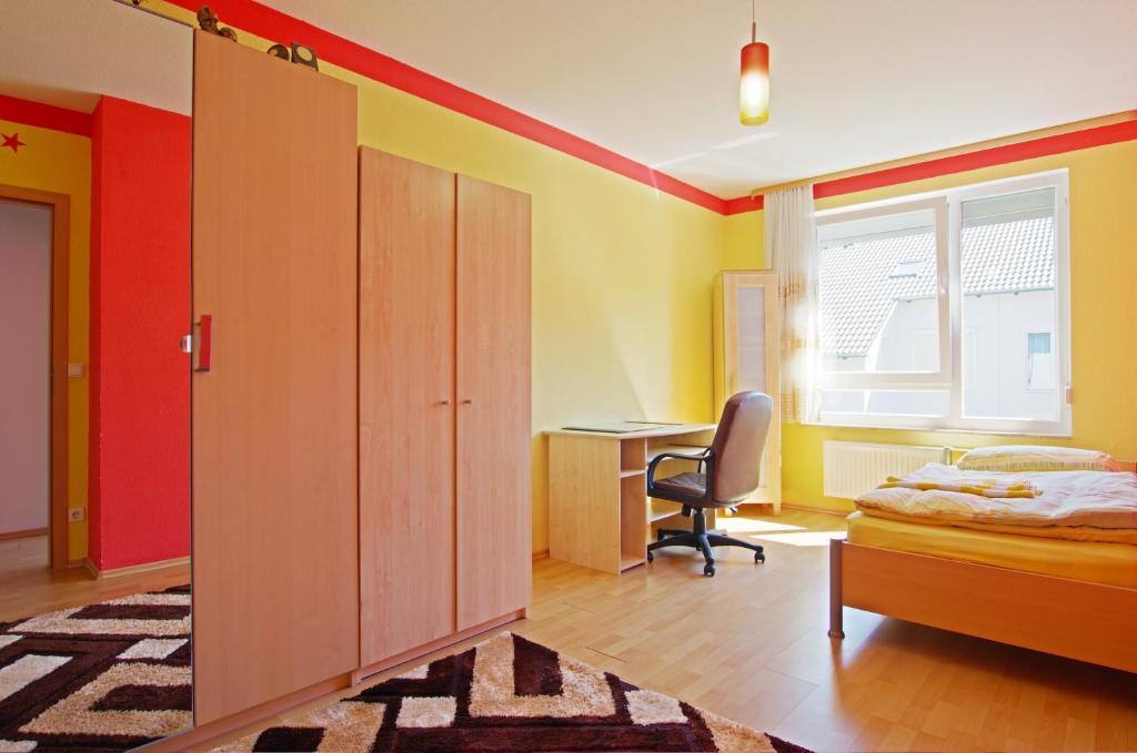 Private Rooms Near Exhibition Center Hanóver Habitación foto
