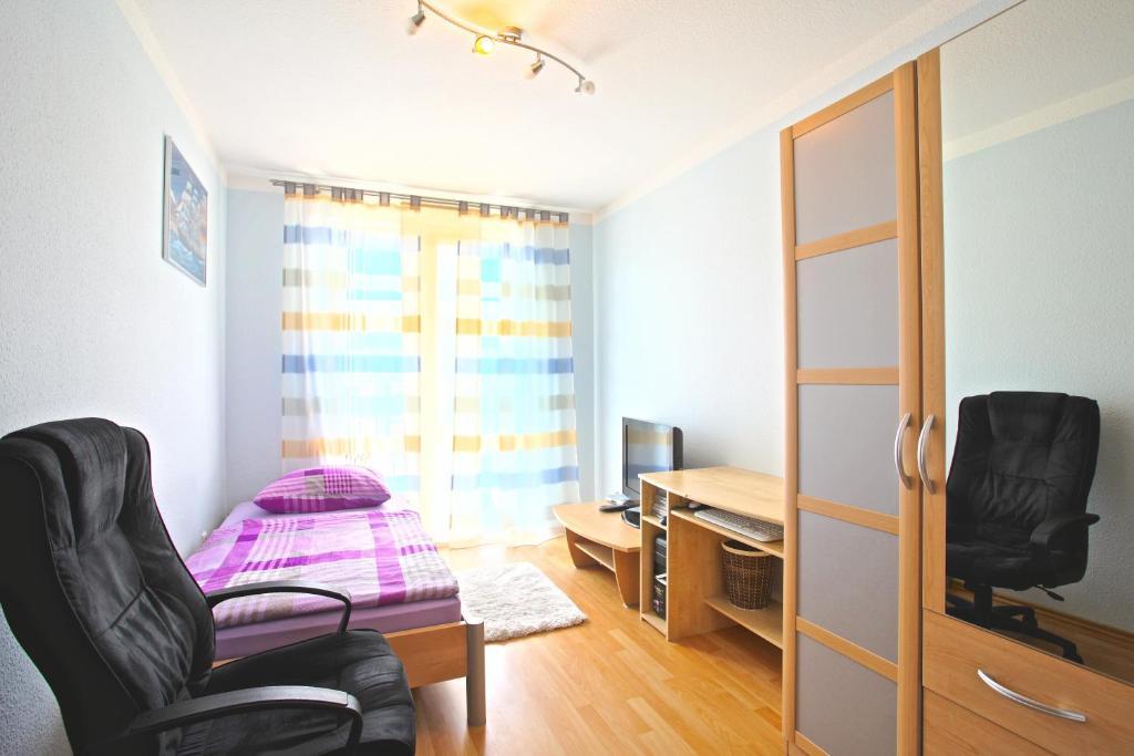 Private Rooms Near Exhibition Center Hanóver Habitación foto
