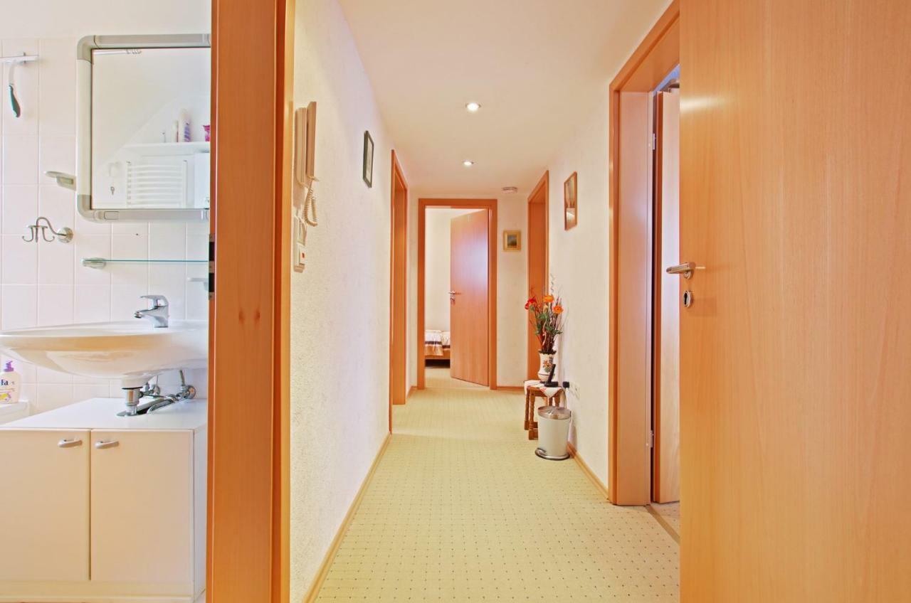 Private Rooms Near Exhibition Center Hanóver Exterior foto